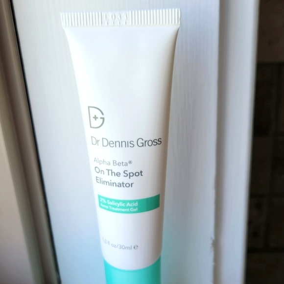 NIB DR.DENNIS GROSS ALPHA BETA 2% ON THE SPOT ELIMINATOR ACNE TREATMENT GEL - Picture 14 of 16
